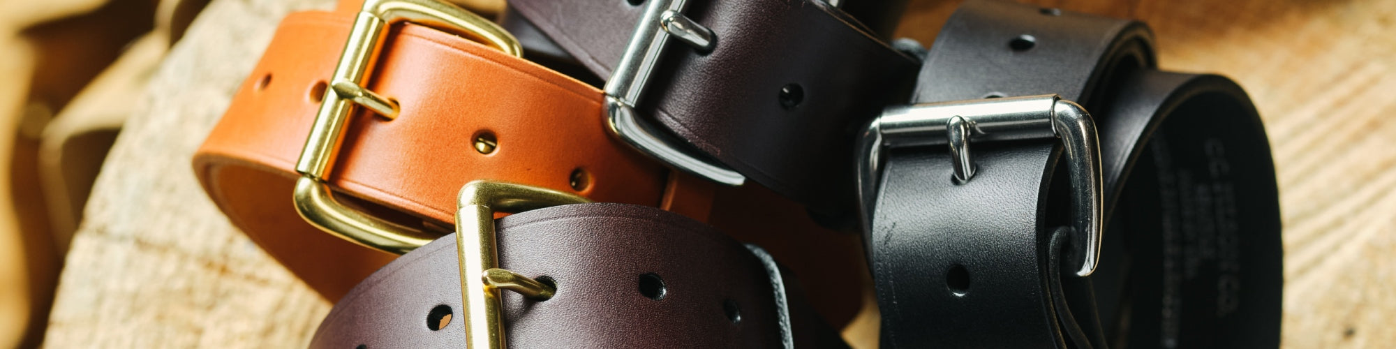 Canvas belts and Suspenders Filson Europe