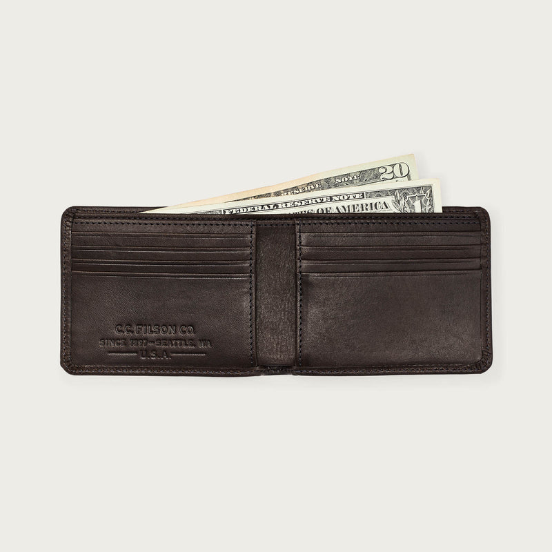 Tin cloth outfitter wallet by Filson | Dark tan (Beige)