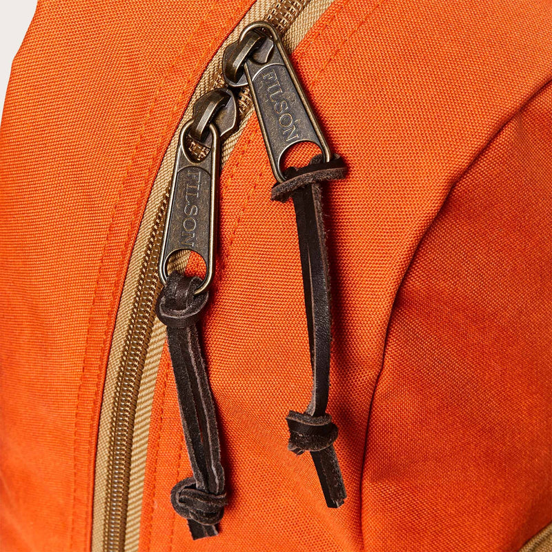 Surveyor 25l backpack by Filson | Dark tan / flame (Orange)