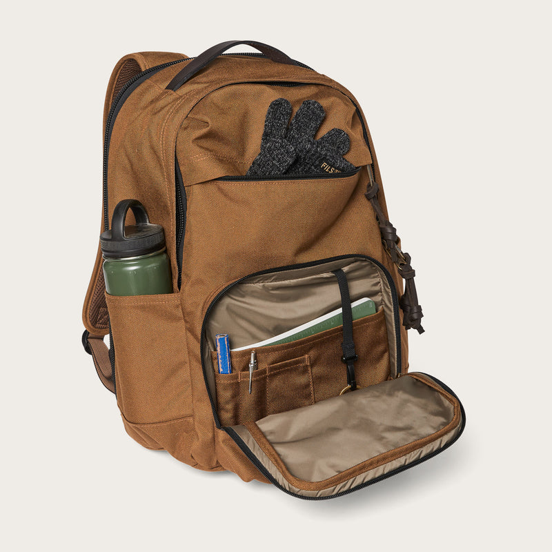 Dryden backpack par Filson | Whiskey (Beige)