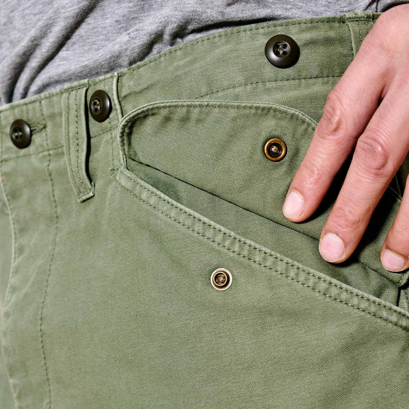 Field cargo shorts by Filson | Washed fatigue green (Green)