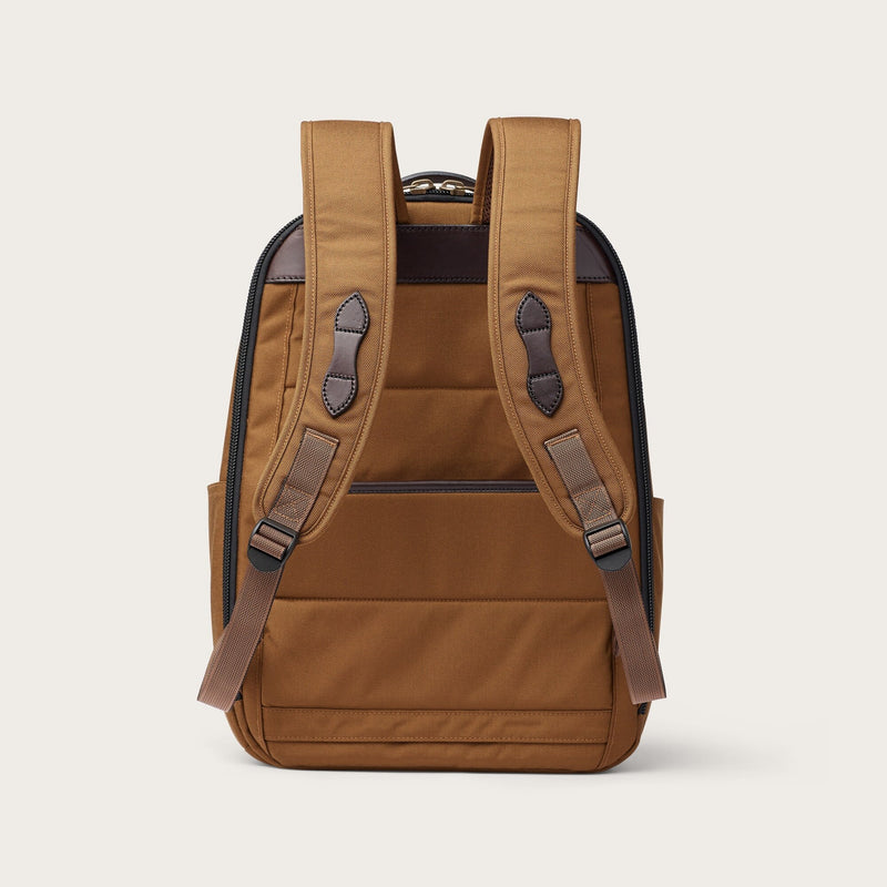 Dryden backpack par Filson | Whiskey (Beige)