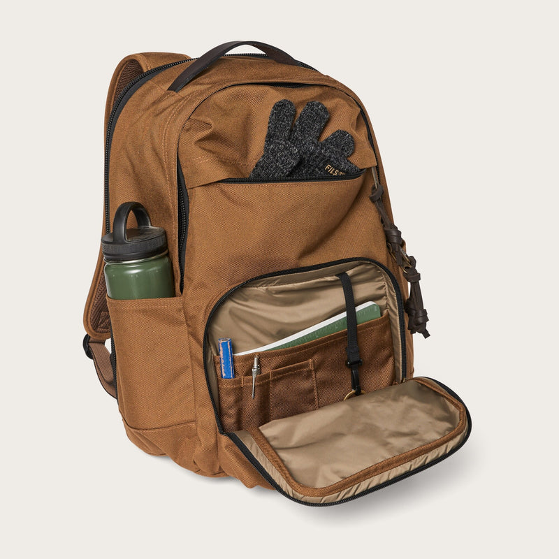Dryden backpack par Filson | Whiskey (Beige)