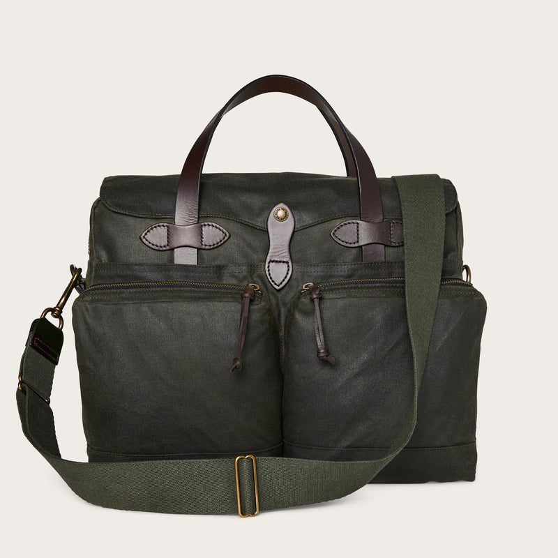 24 hour tin cloth briefcase par Filson | Otter green (Green)