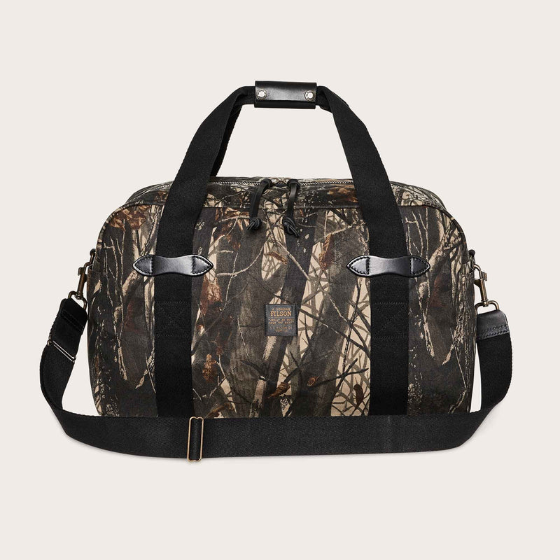 Medium tin cloth duffle bag par Filson | Realtree hardwoods camo (Brown)