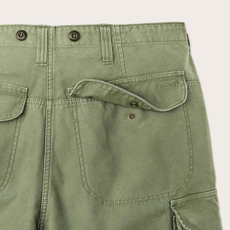 Field cargo shorts by Filson | Washed fatigue green (Green)