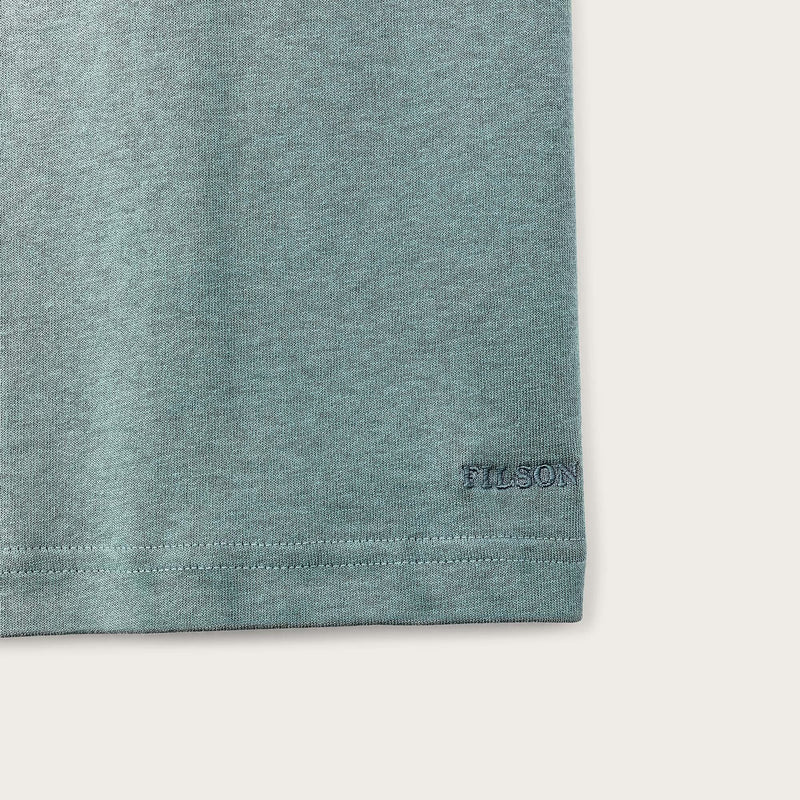 Pioneer pocket t-shirt par Filson | Lead (Blue)