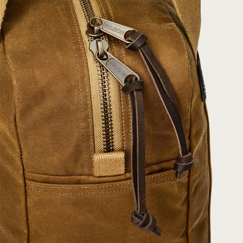 Tin cloth zipper tote bag by Filson | Dark tan (Brown)