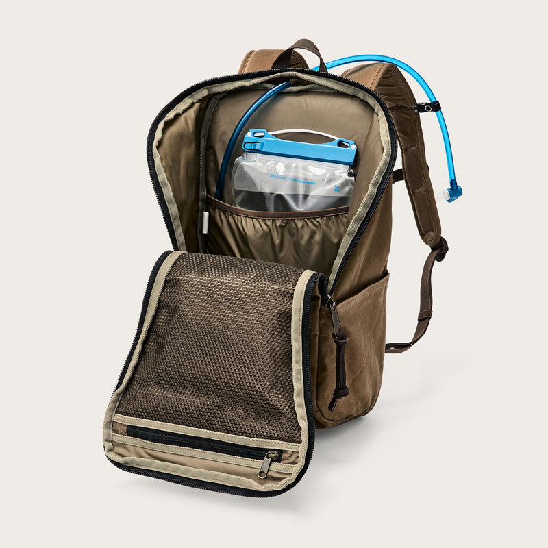 Trapper creek 28l backpack by Filson | Dark tan (Beige)