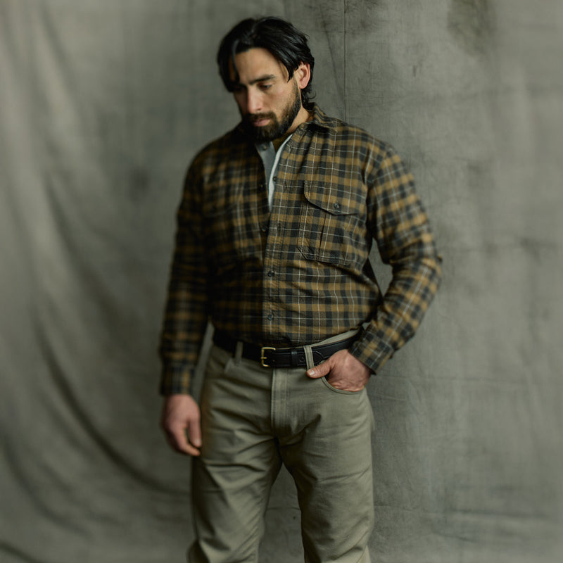 Vintage wash alaskan guide shirt by Filson | Light brown / ochre (Brown)