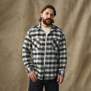 Rangeland flannel shirt by Filson | Charcoal / steel pla (Blue)