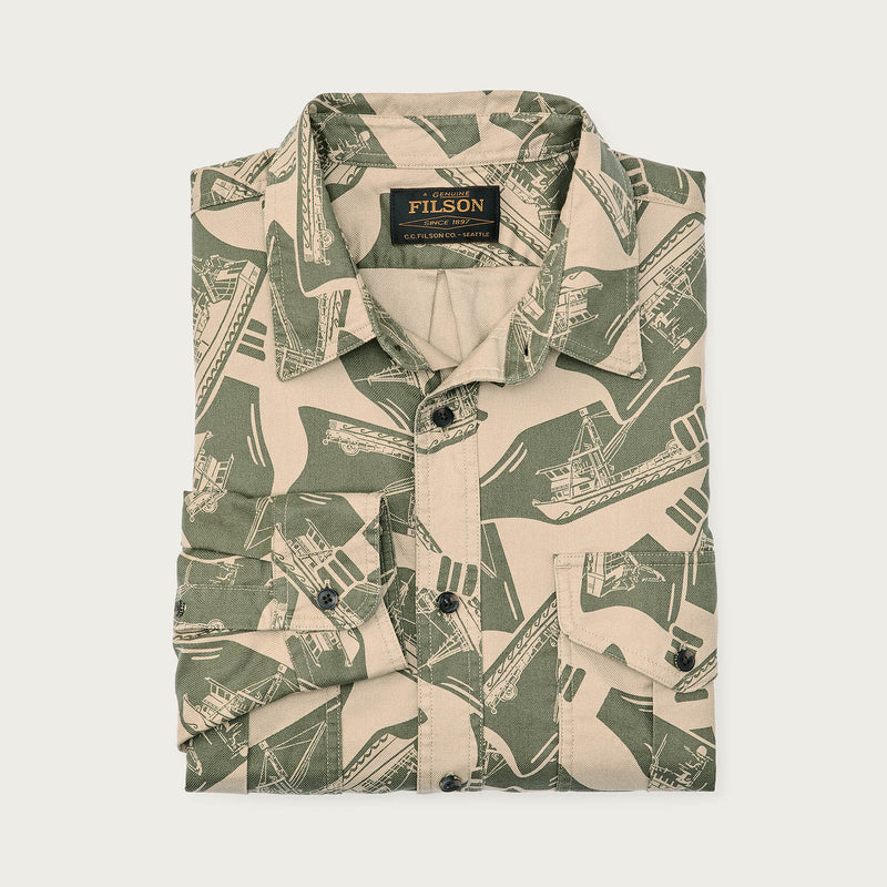 Lightweight alaskan guide shirt by Filson | Khaki / print (Green)