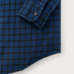 Lightweight alaskan guide shirt by Filson | Deep blue / black pl (Blue)
