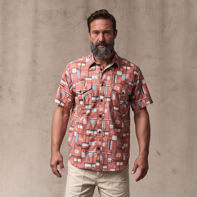 Short sleeve lightweight alaskan guide shirt by Filson | Russet / print (Pink)