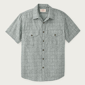 Filson's washed short sleeve feather cloth shirt by Filson | Khaki / print (Green)