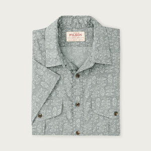 Filson's washed short sleeve feather cloth shirt by Filson | Khaki / print (Green)