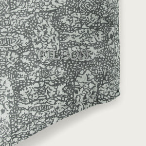 Filson's washed short sleeve feather cloth shirt by Filson | Khaki / print (Green)