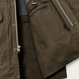 Dry wax omak coat by Filson | Burnt olive (Green)