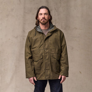 Dry wax omak coat by Filson | Burnt olive (Green)