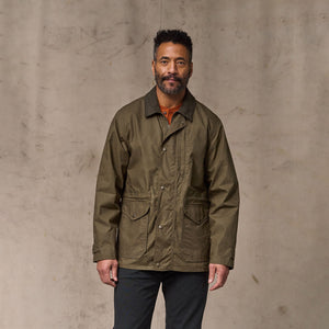 Dry wax mile marker coat by Filson | Burnt olive (Green)