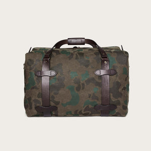 Medium waxed rugged twill duffle bag by Filson | Dark wax shrub camo (Grey)