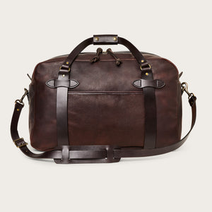 Heritage leather medium duffle bag by Filson | Ballard brown (Brown)