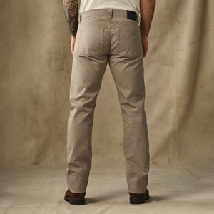 Dry tin cloth 5-pocket pants by Filson | Khaki (Beige)