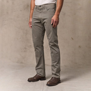 Granite mountain 5-pocket pants by Filson | Hawk brown (Gray)