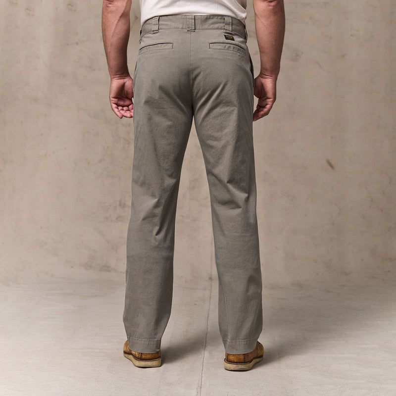 Granite mountain flat front pants by Filson | Hawk brown (Gray)