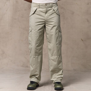 Tropical poplin cargo pants by Filson | Dried sage (White)