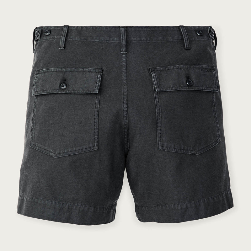 Field supply shorts by Filson | Washed faded black (Black)