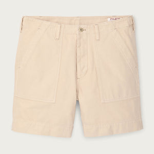 Field supply shorts by Filson | Washed oatmeal (White)