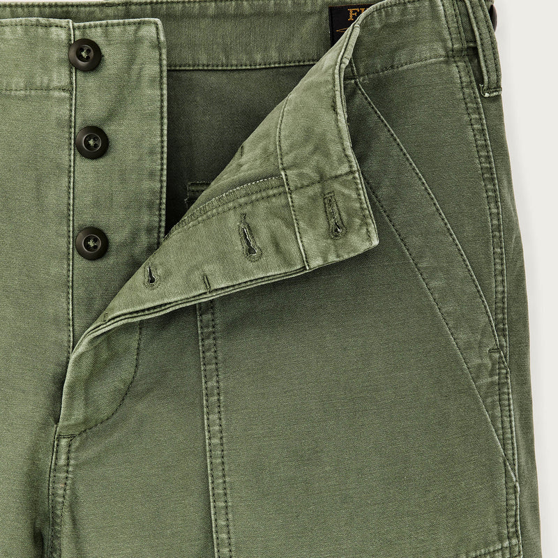 Field supply shorts by Filson | Washed fatigue green (Green)