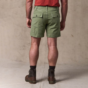 Field supply shorts by Filson | Washed fatigue green (Green)
