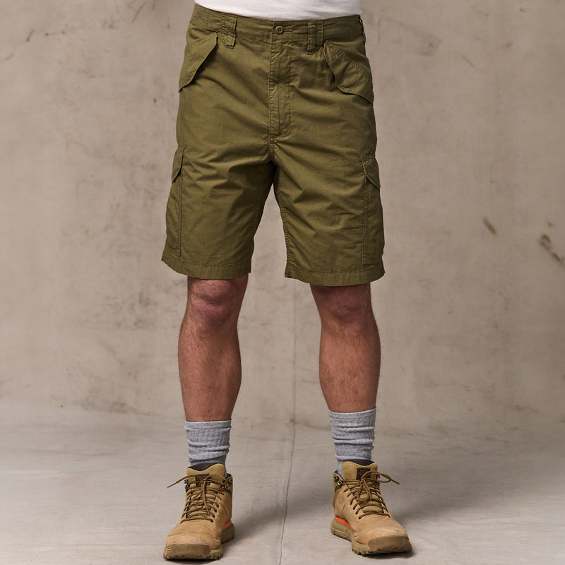Tropical poplin cargo shorts by Filson | Military olive (Green)