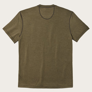 Tee-shirt ras du cou à manches courtes en laine mérinos 210 g par Filson | Dark olive (Green)