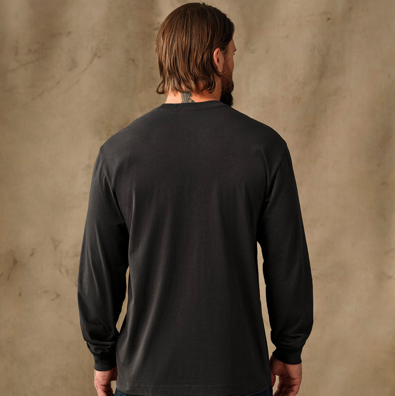 Long sleeve outfitter pocket t-shirt by Filson | Faded black (Black)
