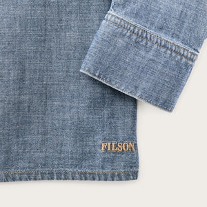 Women’s chambray shirt by Filson | Light indigo chambray (Blue)