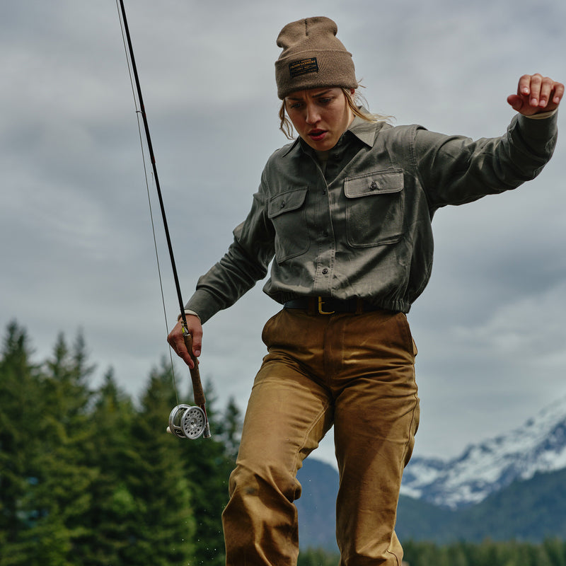 Chemise femme ourlet froncé par Filson | Olive (Green)