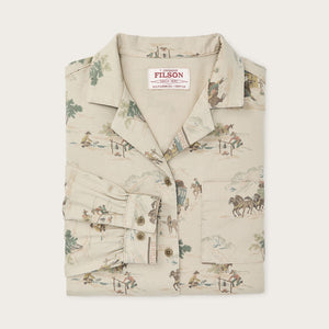 Women's long sleeve twill camp shirt by Filson | Desert green / print (Beige)