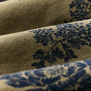 Women's canvas barn coat by Filson | Olive / floral print (Green)