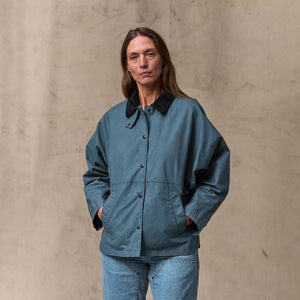 Women’s harbor front waxed jacket by Filson | Navy (Blue)