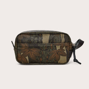 Travel kit by Filson | Maple bark camo (Beige)